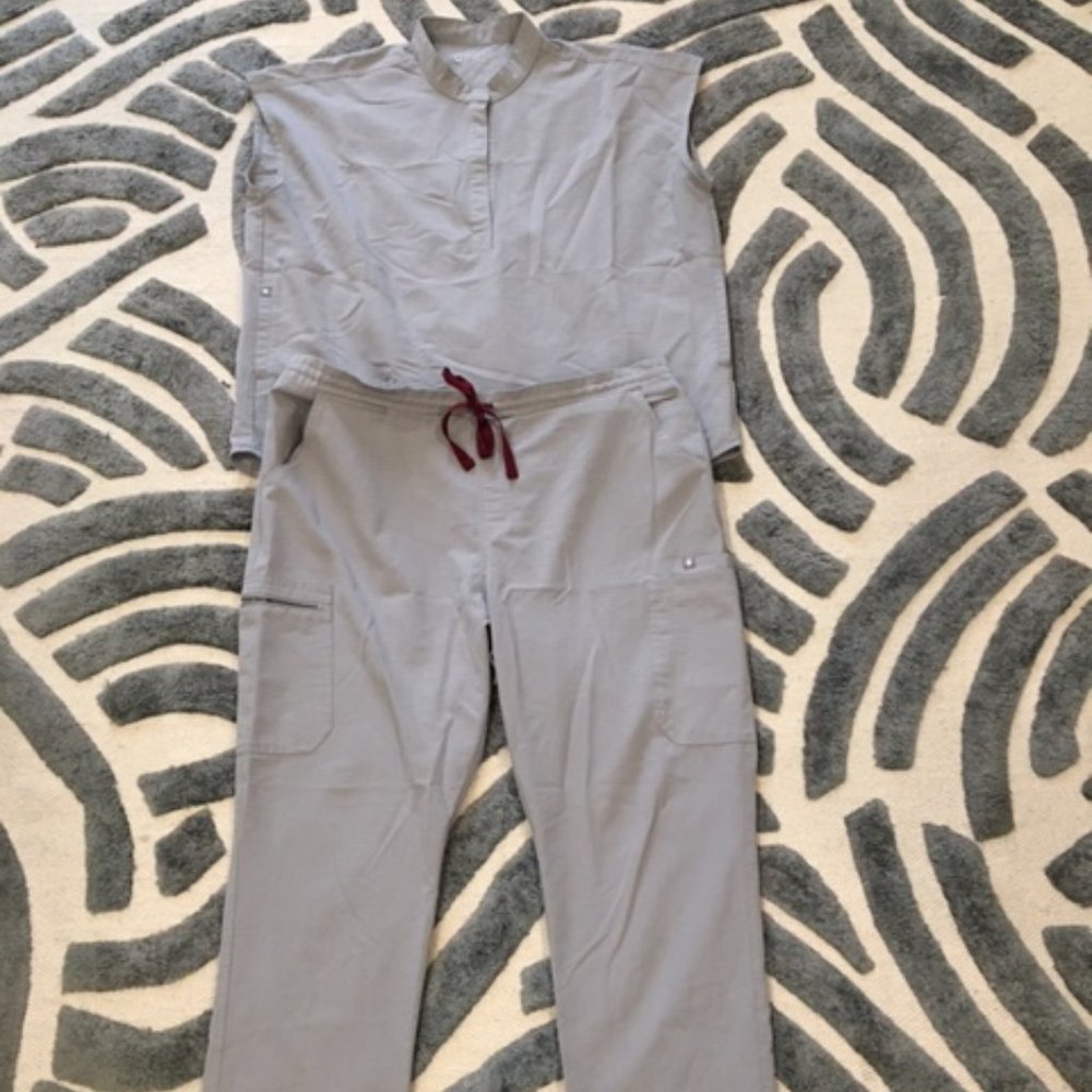 Figs Cement Scrub Top and Scrub Bottom Set L/XL